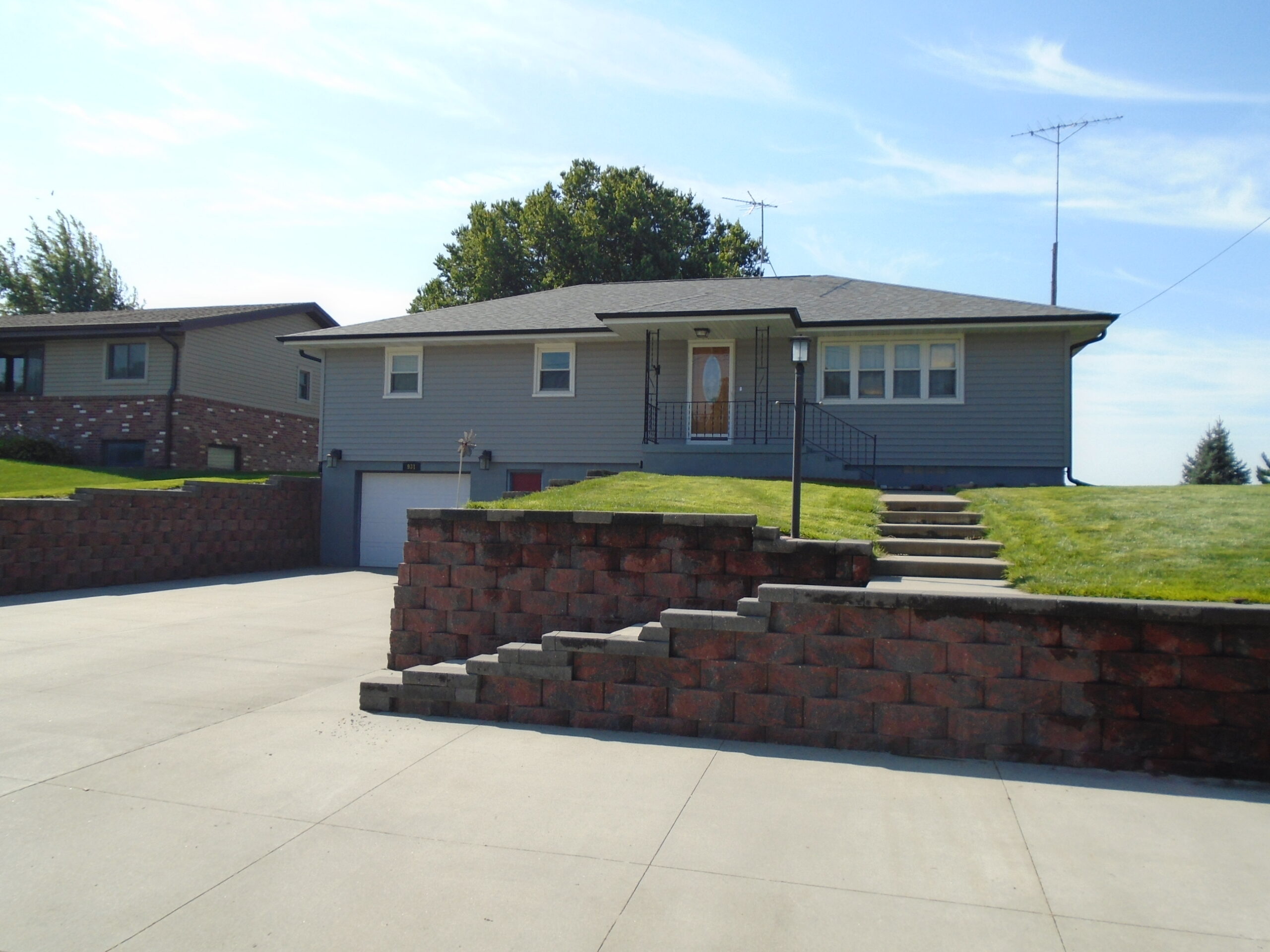 931 E Sherman St, West Point, NE