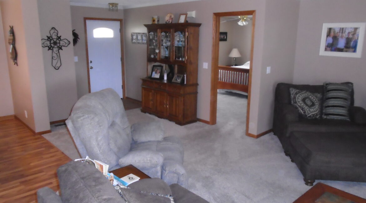 3+ Bedroom Ranch on the Edge of West Point Great Plains Real Estate