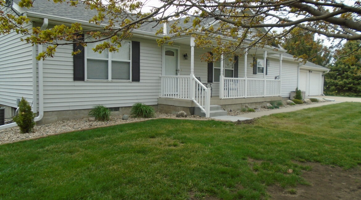 3+ Bedroom Ranch on the Edge of West Point Great Plains Real Estate
