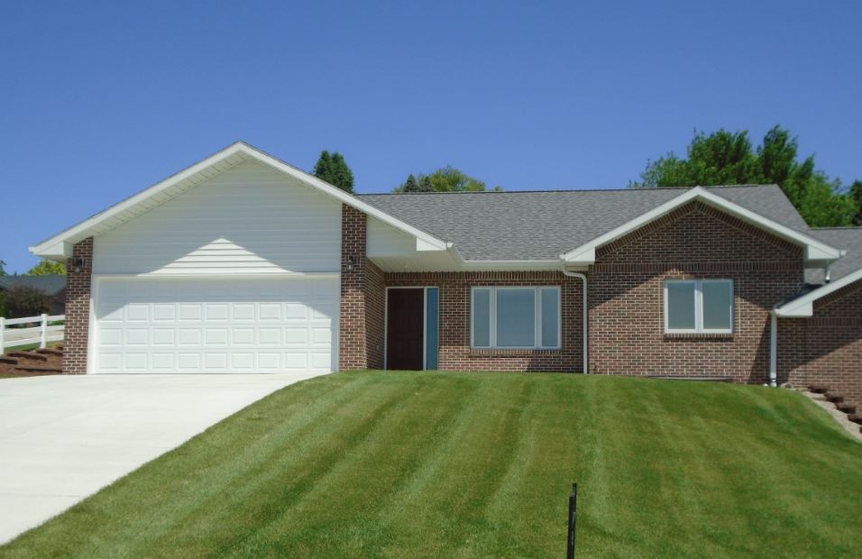 A stunning 3-bedroom, 3 bath townhome!